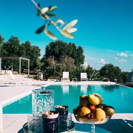 Bed and Breakfast Relais Trulli Le Icone Остуні Екстер'єр фото
