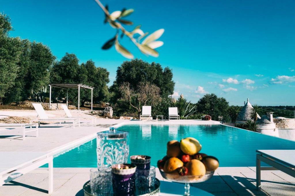 Bed and Breakfast Relais Trulli Le Icone Остуні Екстер'єр фото